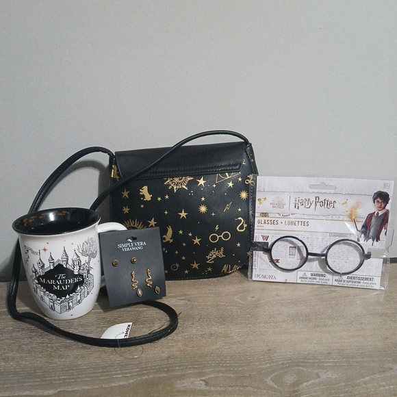 Harry Potter Bundle - Picture 4 of 6